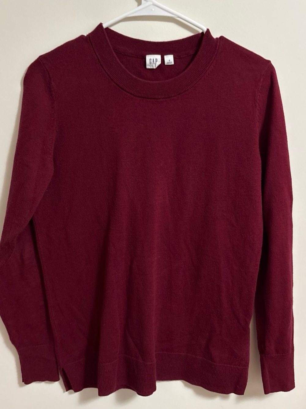 GAP Women's Deep Burgundy Scoopneck Sweater